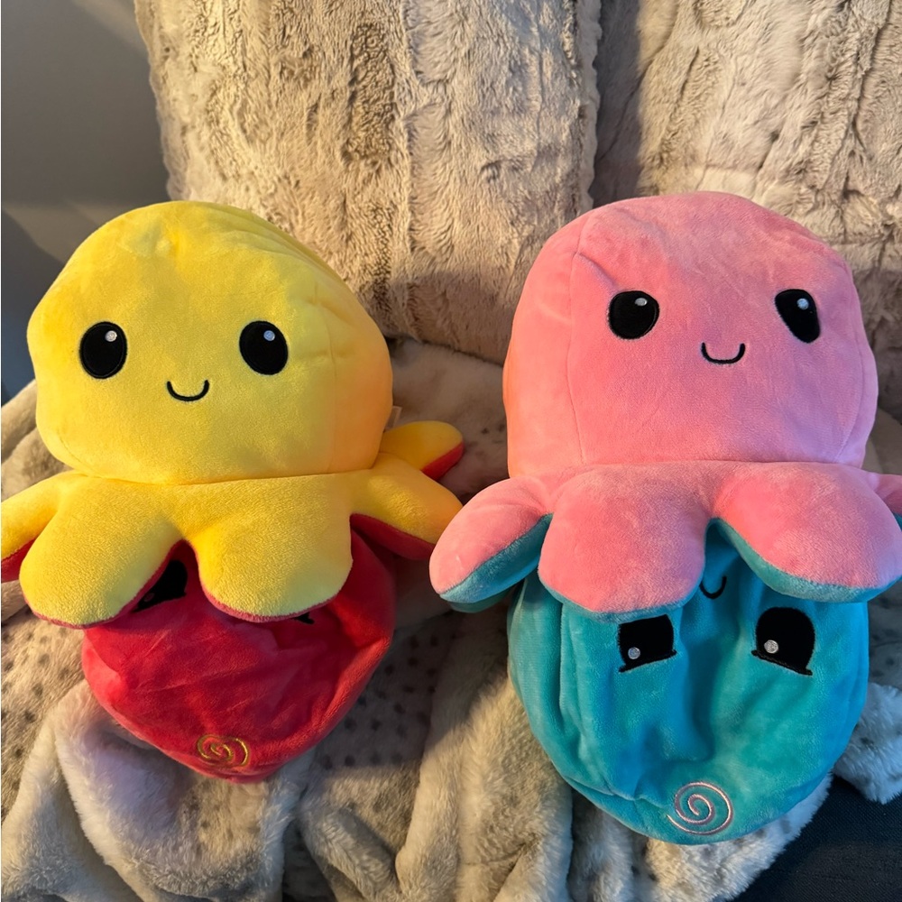 TeeTurtle Reversible Plush Octopus – Double-Sided Mood Plush - Set of 2